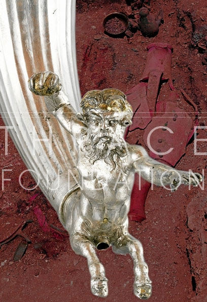 Сребърен ритон с протоме на кентавър (сн. Ст. Димов)